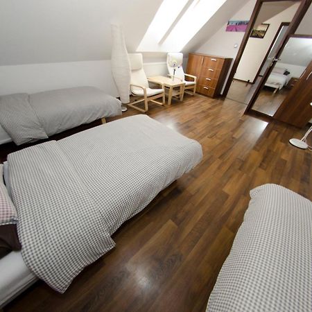 Villa Hof Luboń Eksteriør billede